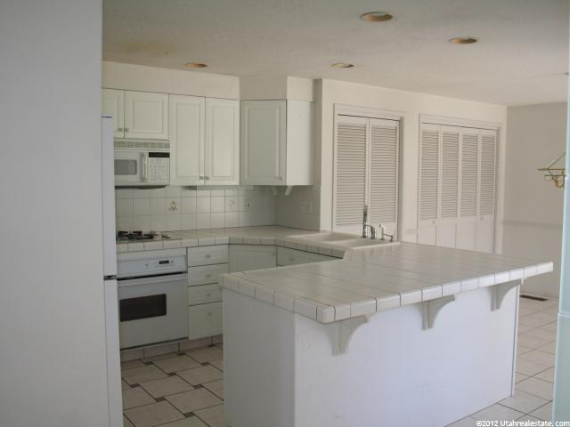 2512 E 1950 N, Layton, UT 84040 — photo 6
