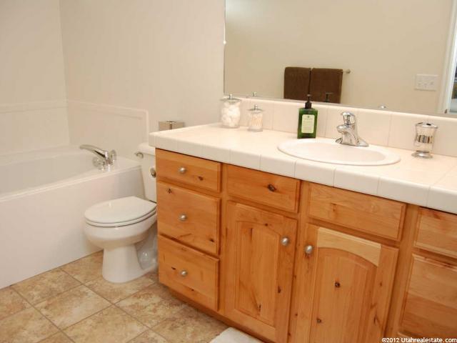 718 E 4125 S, Murray, UT 84107 — photo 11