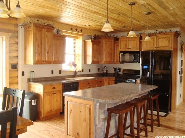 85 N 200 E, Paris, ID 83261 — photo 7