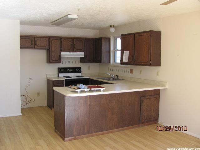 1664 N Hilltop Dr, Vernal, UT 84078 — photo 2
