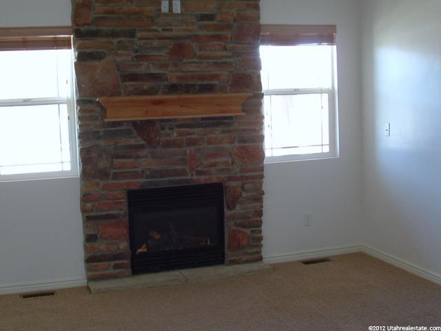 385 E 700 S #J, Vernal, UT 84078 — photo 3