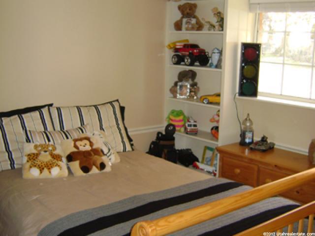 2393 W 4700 S, Roy, UT 84067 — photo 9