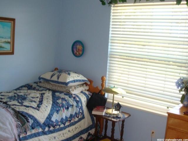544 W 3650 N, Pleasant View, UT 84414 — photo 10
