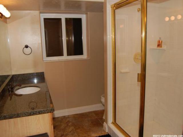 1338 N 2550 E, Layton, UT 84040 — photo 2