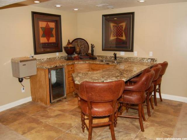 1338 N 2550 E, Layton, UT 84040 — photo 4