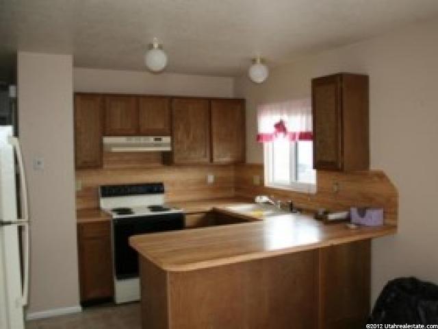 5592 S 3975 W, Roy, UT 84067 — photo 7