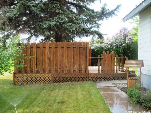 154 S 1st W, Paris, ID 83261 — photo 2