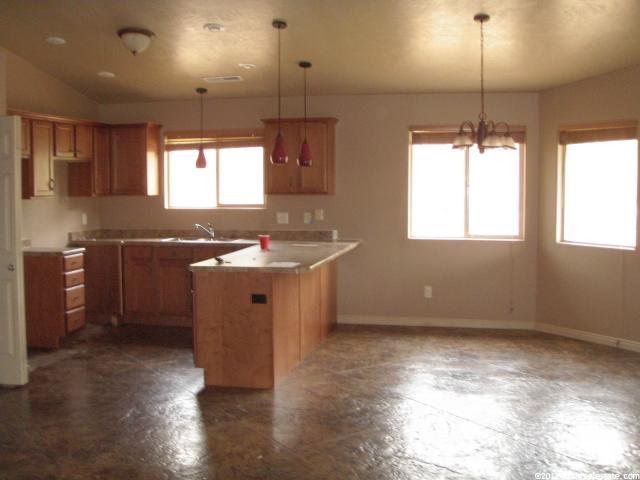 1821 Phoenix Dr, St. George, UT 84770 — photo 8