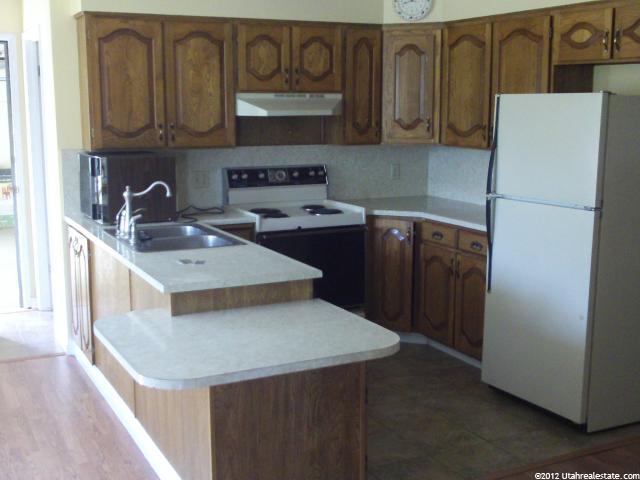 90 S 400 W, Preston, ID 83263 — photo 9
