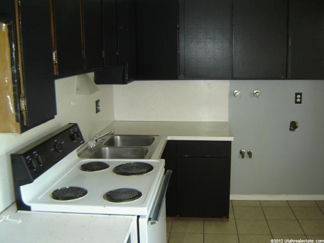 1155 S 1000 E #9, Clearfield, UT 84015 — photo 2