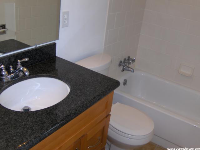 560 E 6340 S, Murray, UT 84107 — photo 9