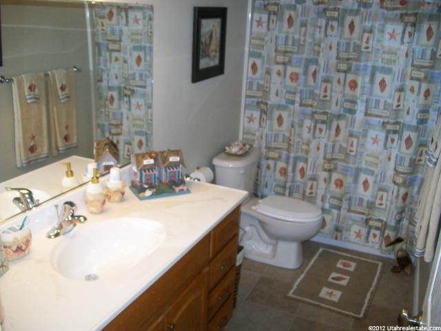 4488 S 3475 W, West Haven, UT 84401 — photo 7