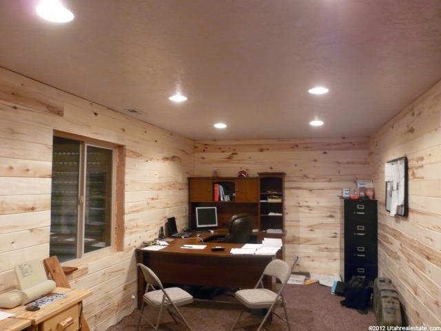 215 S 600 E, Mt Pleasant, UT 84647 — photo 9