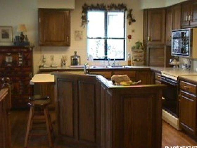 724 Sheringham Ct, Farmington, UT 84025 — photo 5