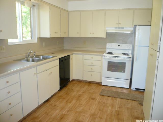 348 E 1140 N, Logan, UT 84321 — photo 5