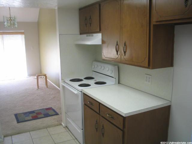 39 White Barn Dr, Pleasant View, UT 84414 — photo 11