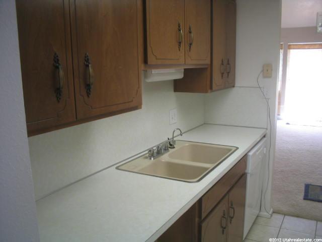 39 White Barn Dr, Pleasant View, UT 84414 — photo 12
