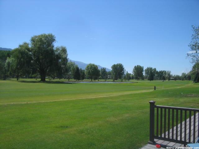 39 White Barn Dr, Pleasant View, UT 84414 — photo 3