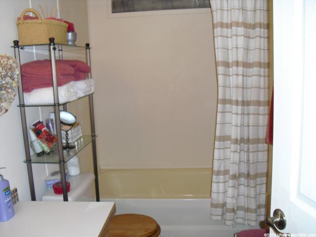915 E 2850 S, Naples, UT 84078 — photo 2