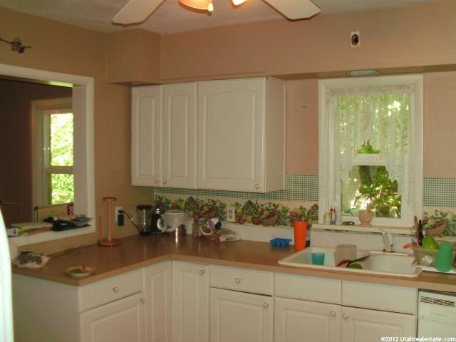 850 W 200 S, Provo, UT 84601 — photo 11