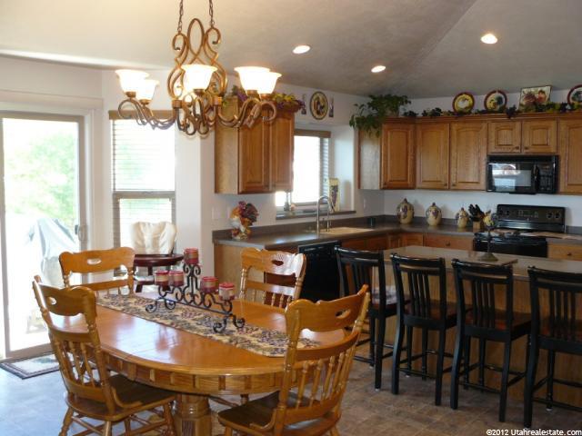 2346 W 2650 N, Clinton, UT 84015 — photo 11