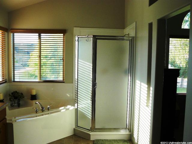 2346 W 2650 N, Clinton, UT 84015 — photo 9