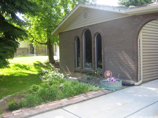 837 E 5600 S, South Ogden, UT 84403 — photo 2