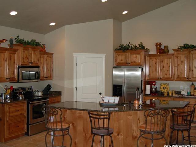 5575 S 575 W, Riverdale, UT 84405 — photo 3