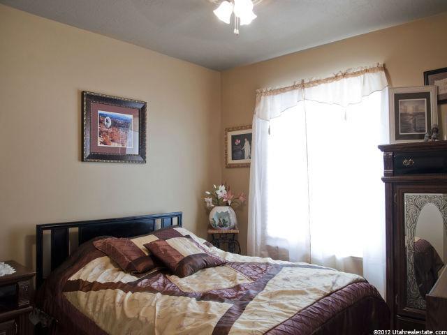 1648 N 725 W, Clinton, UT 84015 — photo 12
