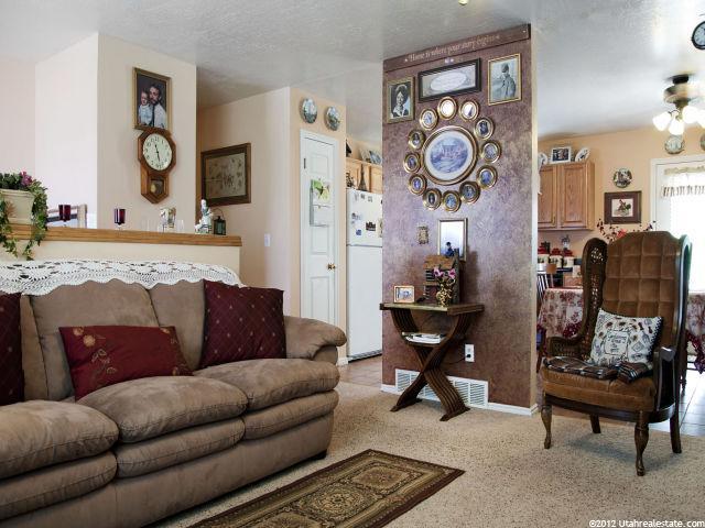 1648 N 725 W, Clinton, UT 84015 — photo 6