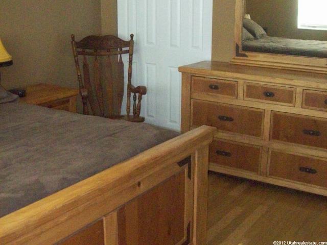 2433 N 3125 W, Clinton, UT 84015 — photo 10