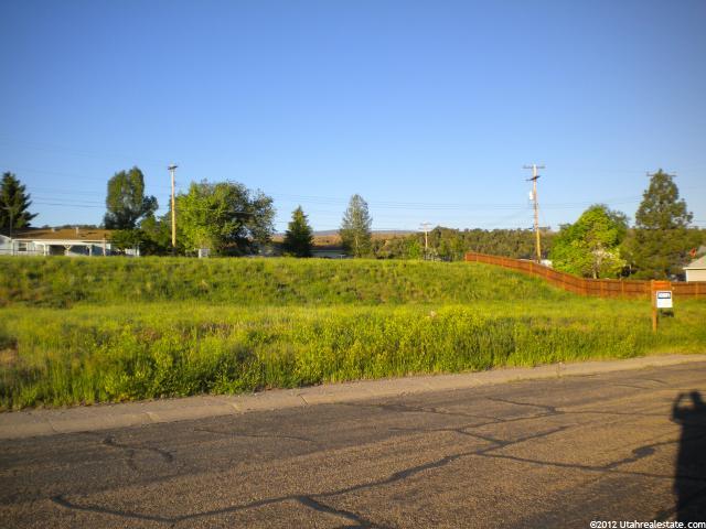 102 1st Ave #16, Dutch John, UT 84023 — photo 2