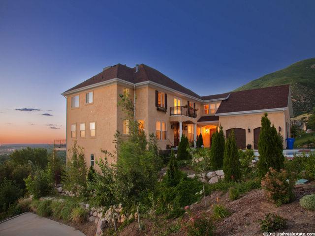 463 E Greystone Dr, Farmington, UT 84025 — photo 2