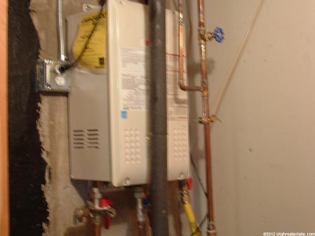 235 N 800 W, Vernal, UT 84078 — photo 12