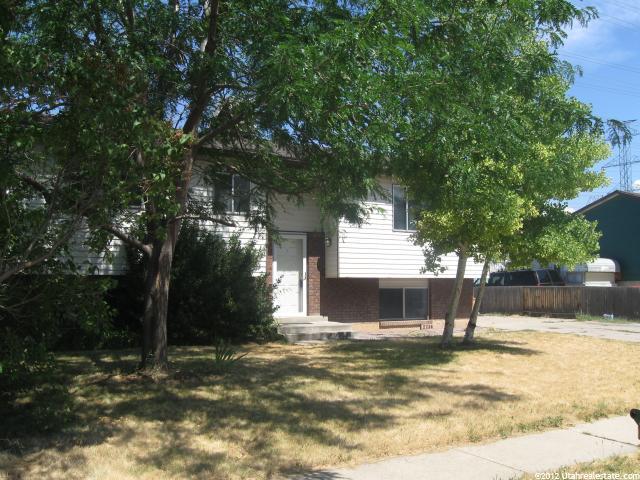 2236 S 300 W, Clearfield, UT 84015 — photo 2