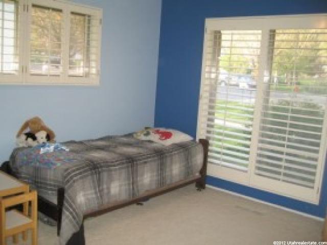 335 N 100 E, Farmington, UT 84025 — photo 8