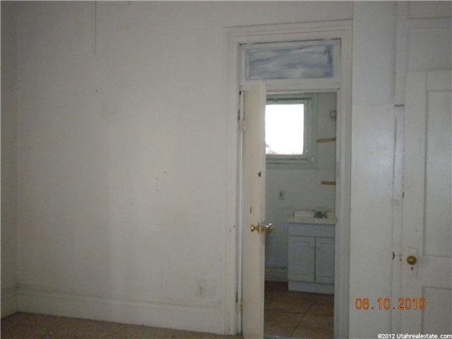 2419 S Monroe Blvd E, Ogden, UT 84401 — photo 3