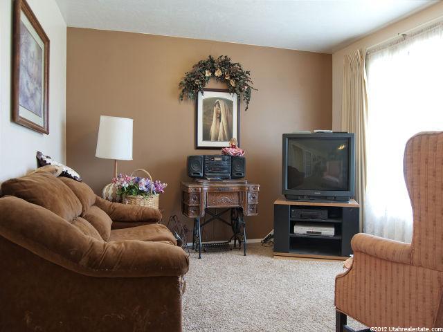 336 W 1600 N, Bountiful, UT 84010 — photo 2