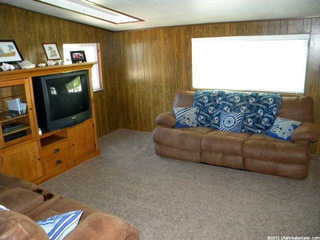 5840 S 2450 W, Roy, UT 84067 — photo 5