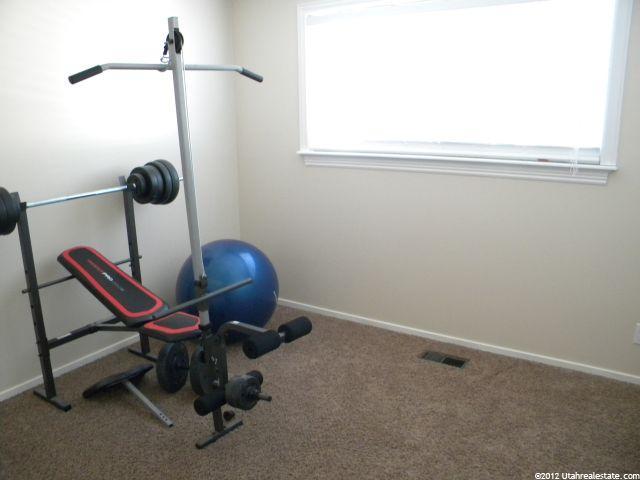5840 S 2450 W, Roy, UT 84067 — photo 9