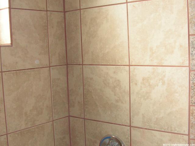 2837 S Lincoln Ave. E, Ogden, UT 84401 — photo 3