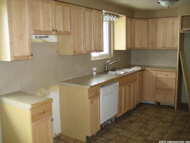 1701 N Afton Cir, Layton, UT 84041 — photo 7