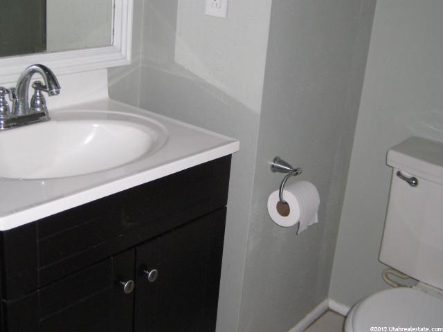 1701 N Afton Cir, Layton, UT 84041 — photo 8