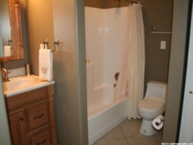 2877 W 2175 N, Clinton, UT 84015 — photo 12