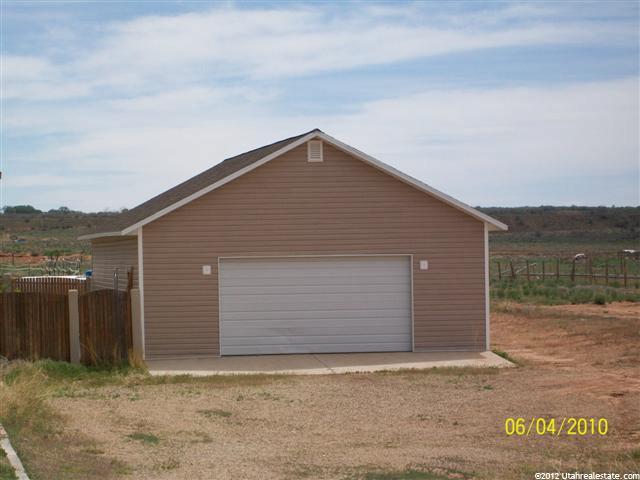 269 S 3500 E, Roosevelt, UT 84066 — photo 11