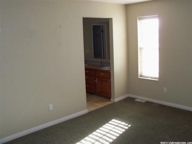 269 S 3500 E, Roosevelt, UT 84066 — photo 8