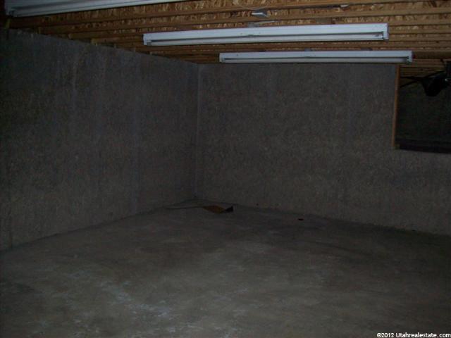 269 S 3500 E, Roosevelt, UT 84066 — photo 10