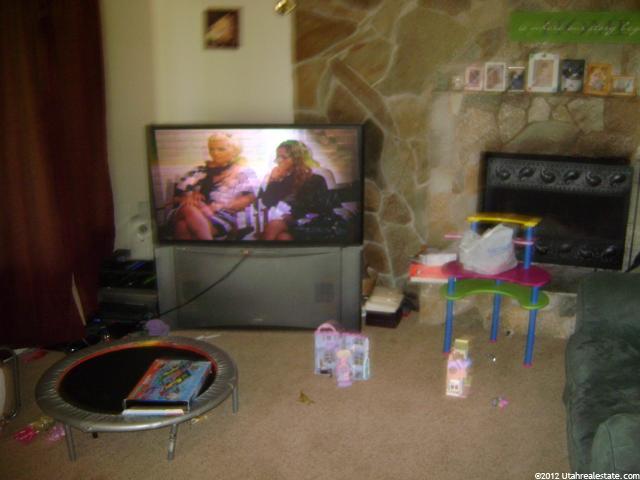 4752 S 575 W, Riverdale, UT 84405 — photo 2