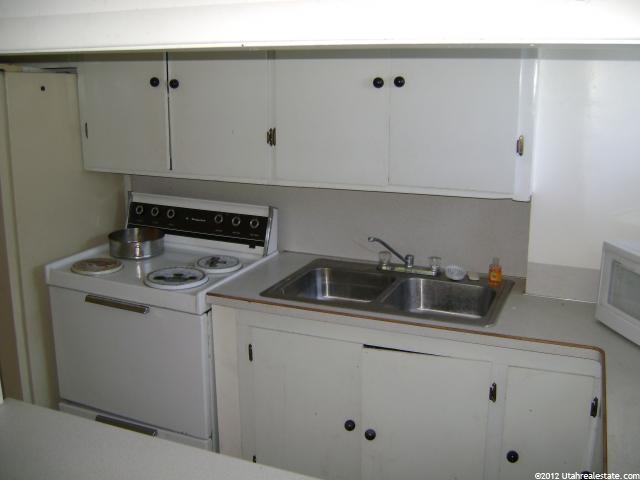 4752 S 575 W, Riverdale, UT 84405 — photo 9