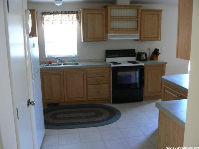 202 S State, Joseph, UT 84739 — photo 5